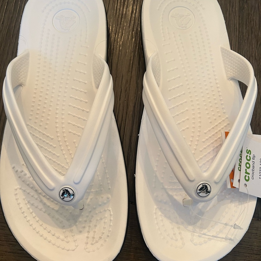CROCS Classic White Sandals
